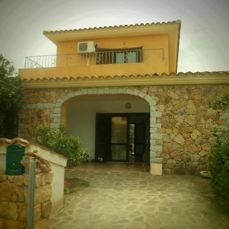 Apartamento Residenza Li Fureddi San Teodoro  Exterior foto