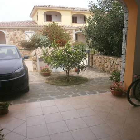 Apartamento Residenza Li Fureddi San Teodoro  Exterior foto
